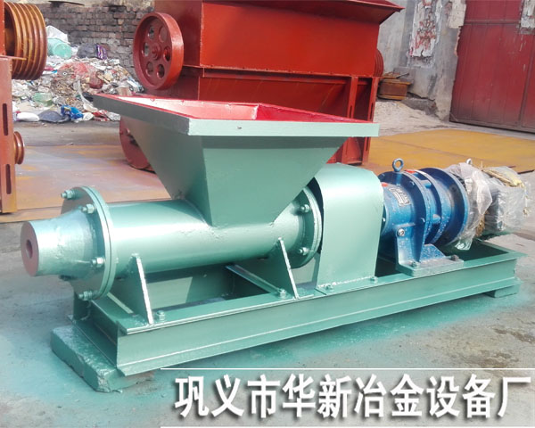 礦用炮泥機